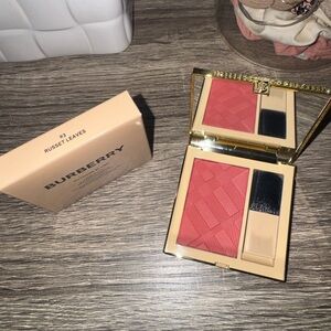 BURBERRY OUTSIDE BLUSH ❤️
